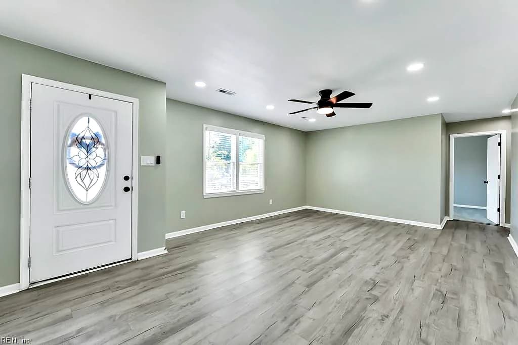 904 Levee LN, CHESAPEAKE VA 23323 - Photo 5
