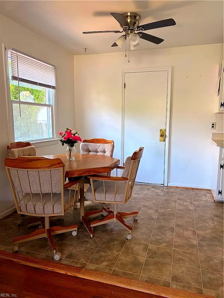 1114 75th ST, NEWPORT NEWS VA 23605 - Photo 4