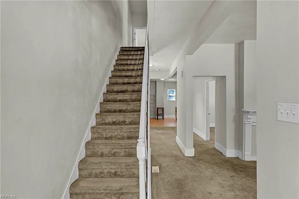 1359 W 40th ST, NORFOLK VA 23508 - Photo 5