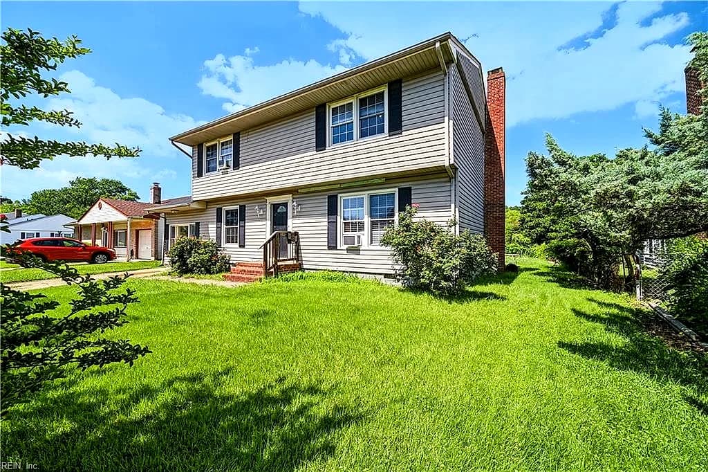 103 Santa Barbara DR, HAMPTON VA 23666 - Photo 4