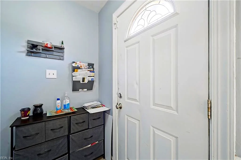 103 Santa Barbara DR, HAMPTON VA 23666 - Photo 5