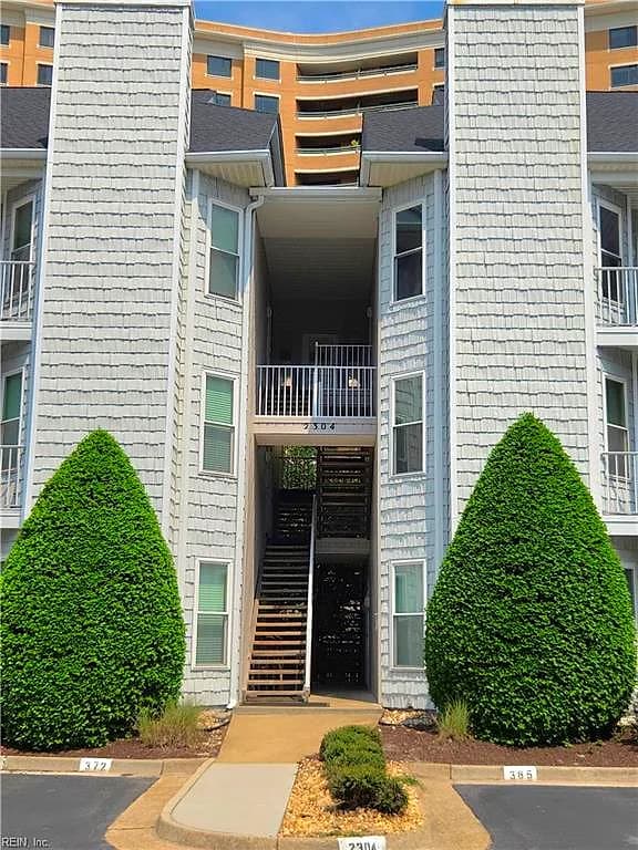 2304 Beach Haven DR #303, VIRGINIA BEACH VA 23451 - Photo 2