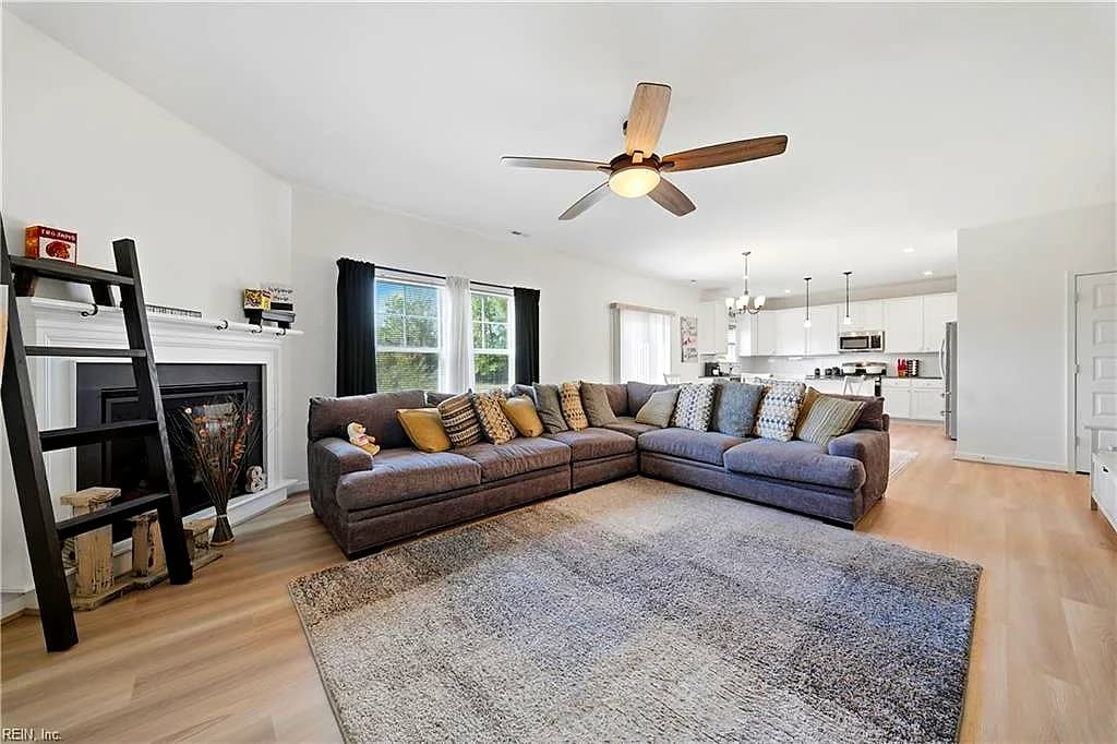 176 Norfleet LN, SUFFOLK VA 23434 - Photo 4