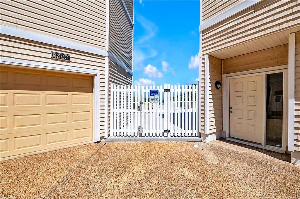 2348 Bays Edge AVE, VIRGINIA BEACH VA 23451 - Photo 3