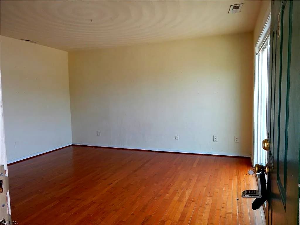 3536 E Ocean View AVE #B, NORFOLK VA 23518 - Photo 3