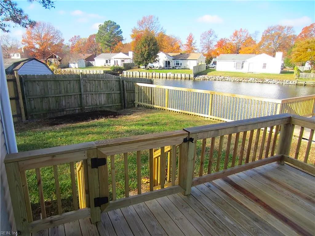 12 Waterview PT, HAMPTON VA 23666 - Photo 3