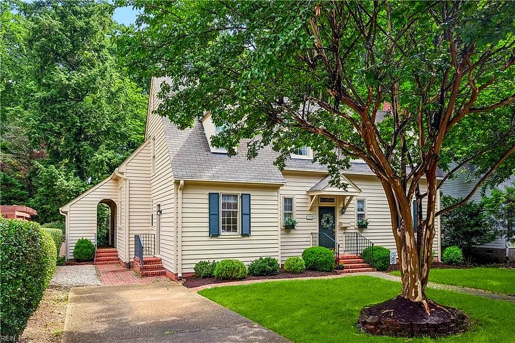 125 Indian Springs RD, WILLIAMSBURG VA 23185 - Photo 3