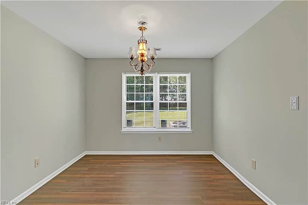 219 Springdale WAY, HAMPTON VA 23666 - Photo 5