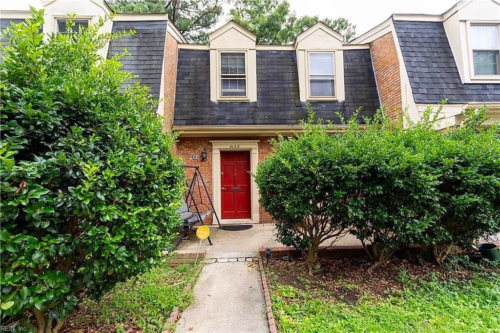 414 Hustings LN #B, NEWPORT NEWS VA 23608 - Main photo