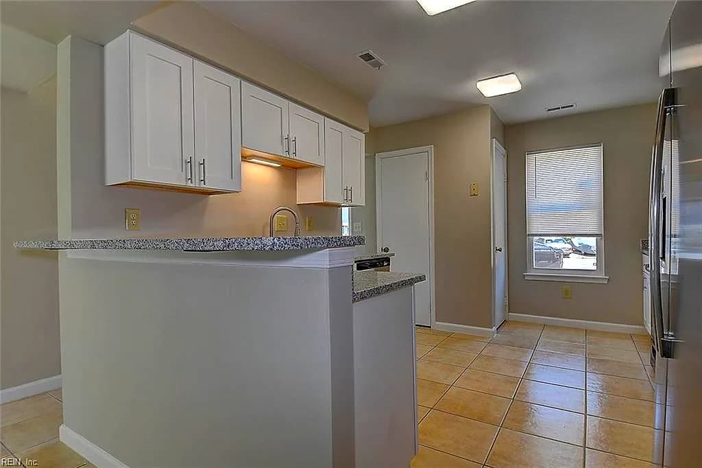 657 Aubrey DR, VIRGINIA BEACH VA 23462 - Photo 5