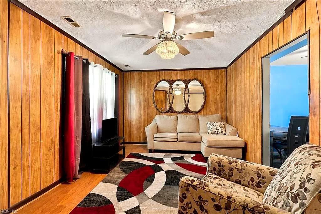 1141 22nd ST, NEWPORT NEWS VA 23607 - Photo 3