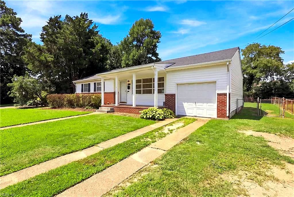 1858 Branchwood ST, NORFOLK VA 23518 - Photo 3