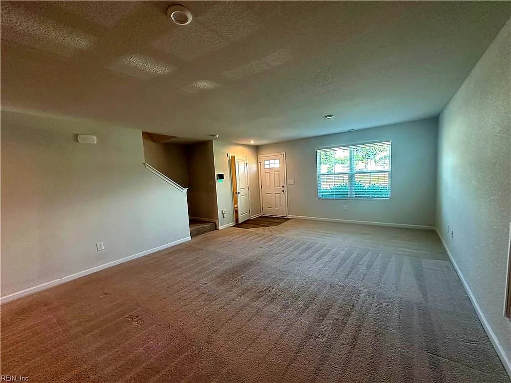 304 Forecastle ST, PORTSMOUTH VA 23701 - Photo 3