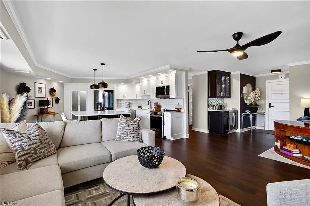 3810 Atlantic AVE #1105, VIRGINIA BEACH VA 23451