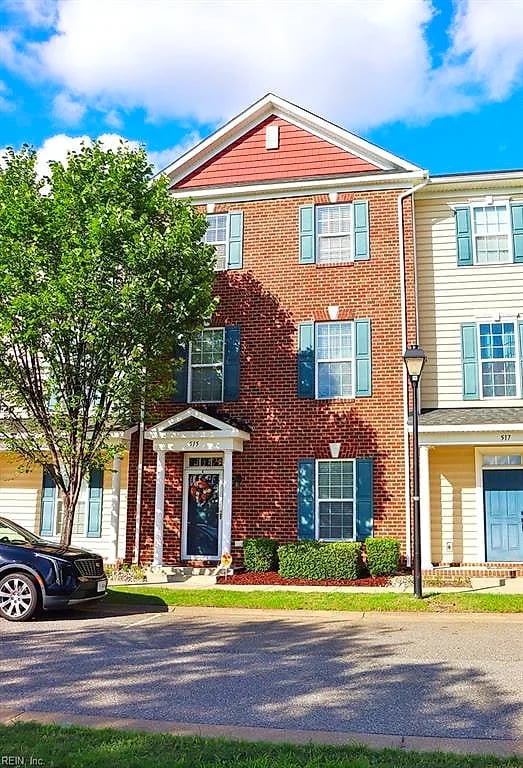 515 Waterside DR #117, HAMPTON VA 23666