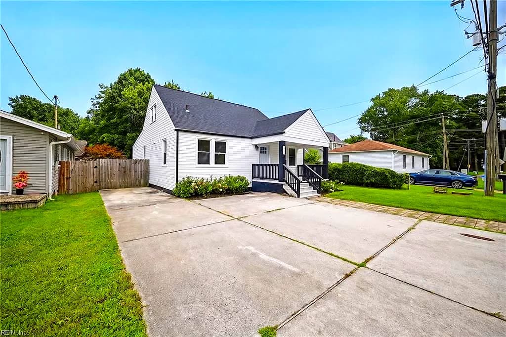 1050 Wingfield AVE, CHESAPEAKE VA 23325 - Photo 3