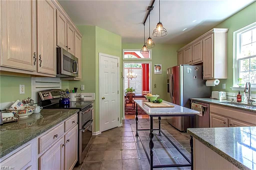 3448 Fiddlers Ridge PW, WILLIAMSBURG VA 23185 - Photo 4