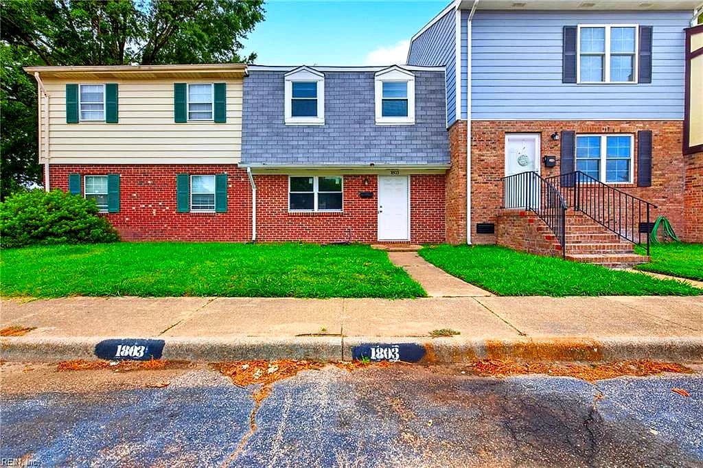 1803 Olde Buckingham RD, HAMPTON VA 23669 - Main photo