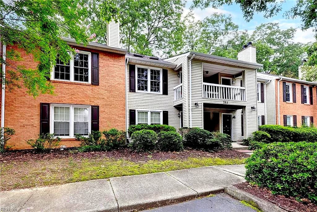 283 Patriot LN #B, WILLIAMSBURG VA 23185 - Photo 3