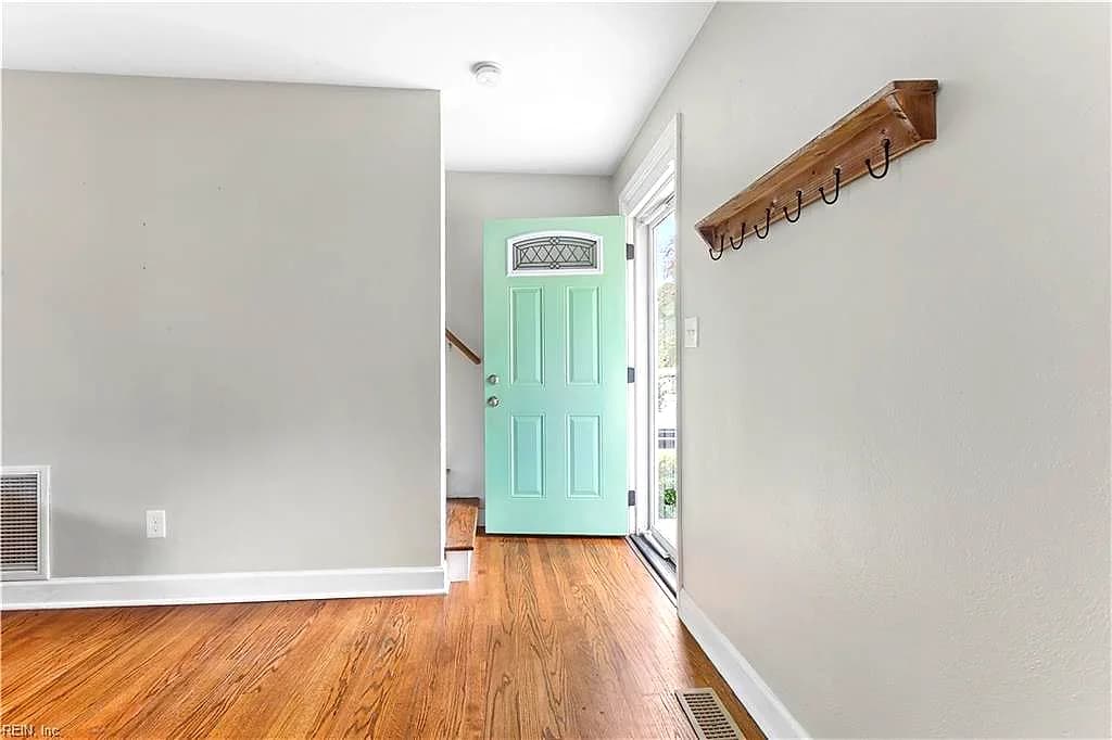 1325 Calla AVE, NORFOLK VA 23503 - Photo 5