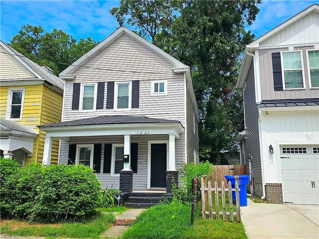1221 29th ST, NEWPORT NEWS VA 23607