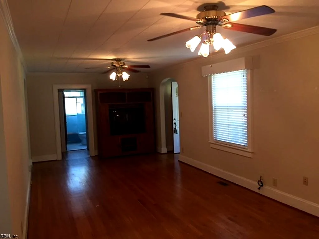 1300 Freeman AVE, CHESAPEAKE VA 23324 - Photo 4