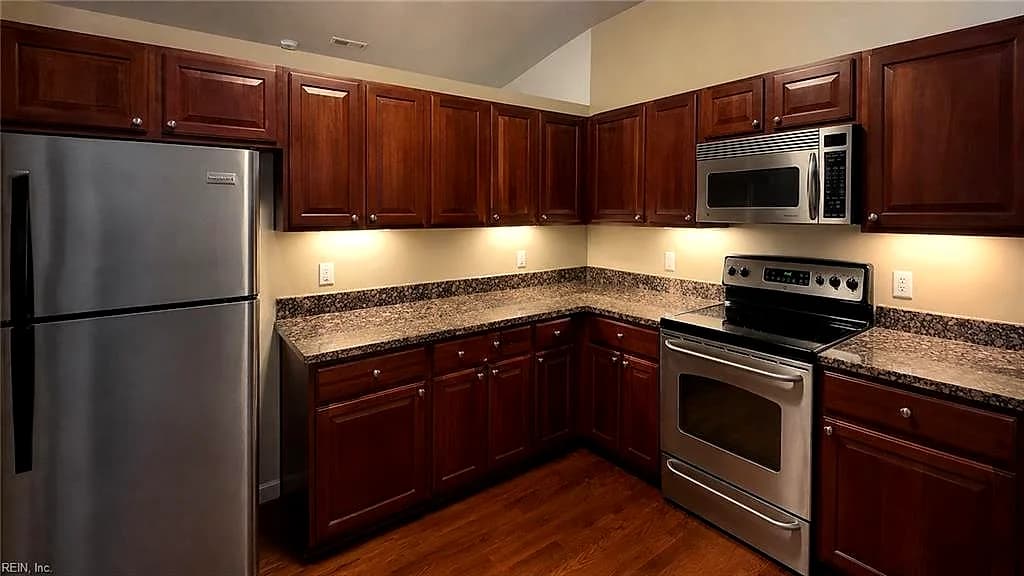 450 W Princess Anne RD #308, NORFOLK VA 23517 - Photo 3