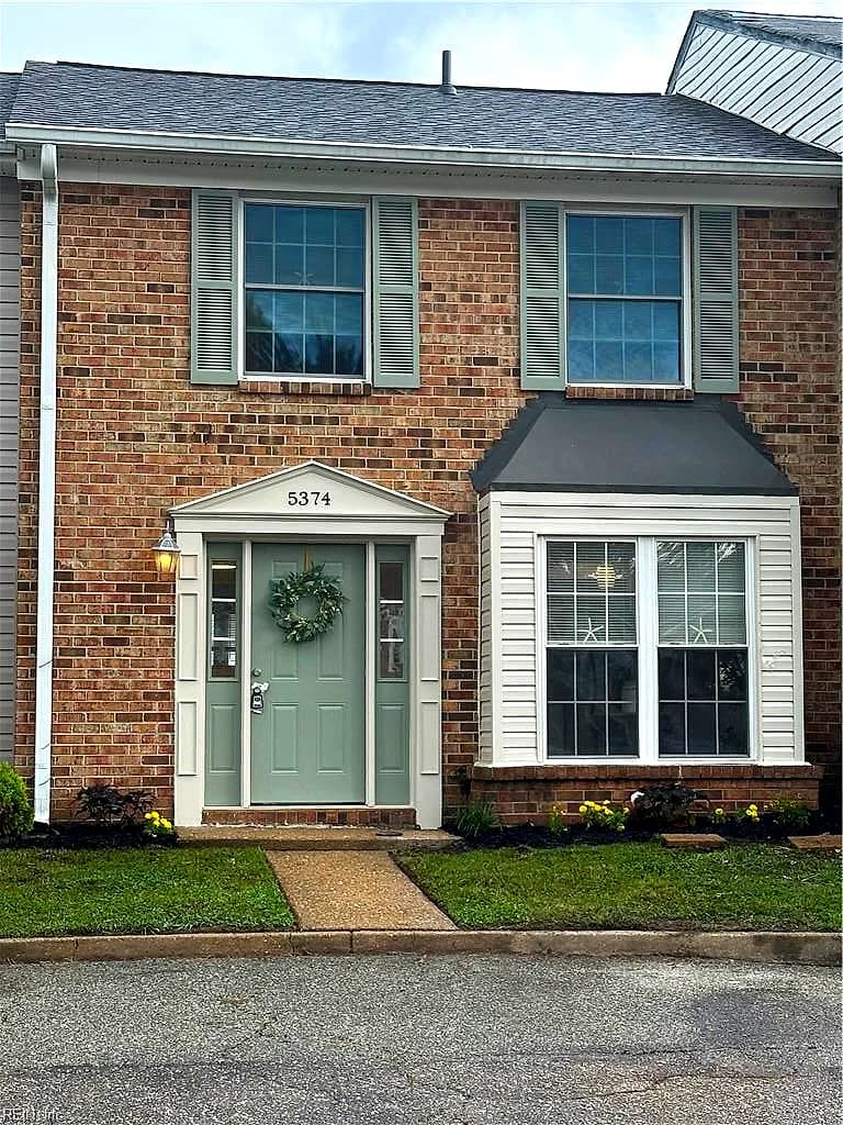 5374 Leicester CT, VIRGINIA BEACH VA 23464 - Photo 2