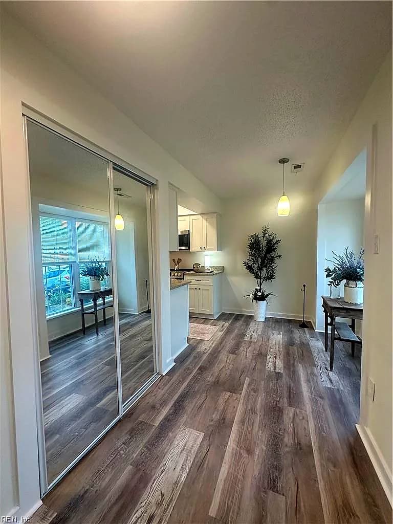 5374 Leicester CT, VIRGINIA BEACH VA 23464 - Photo 5