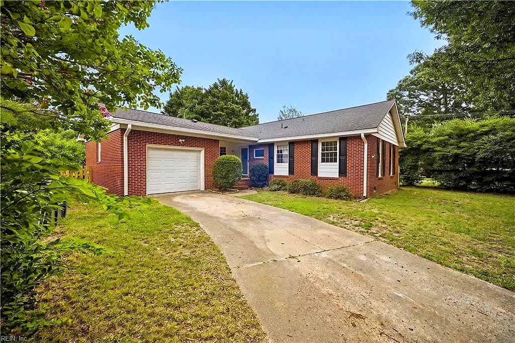 359 Eppington CIR, HAMPTON VA 23669 - Photo 5