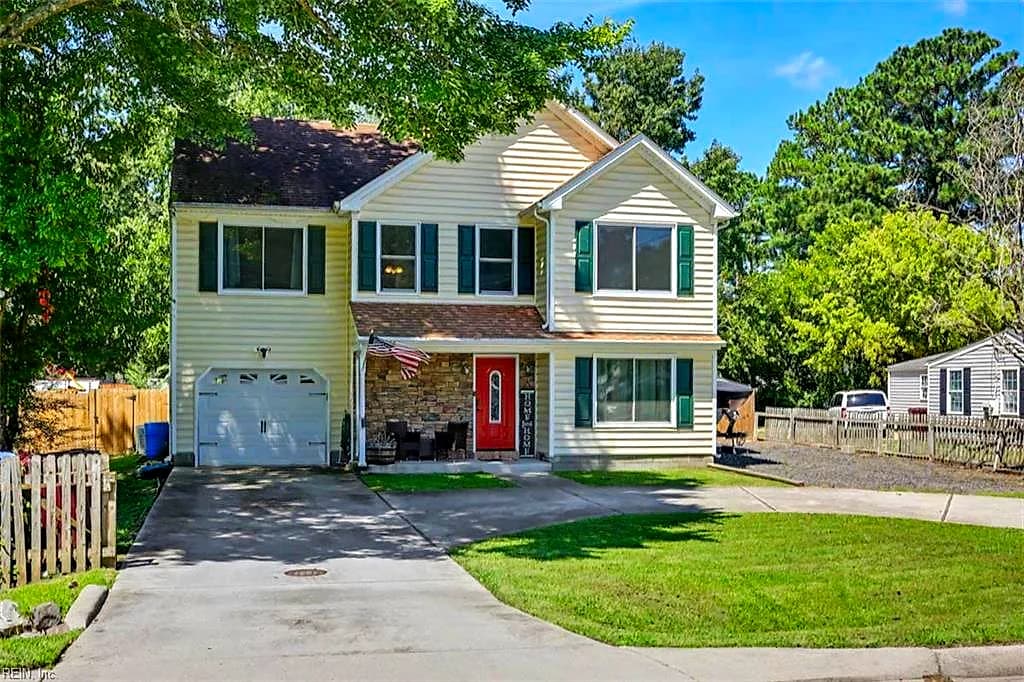 514 Waters RD, CHESAPEAKE VA 23322 - Photo 3