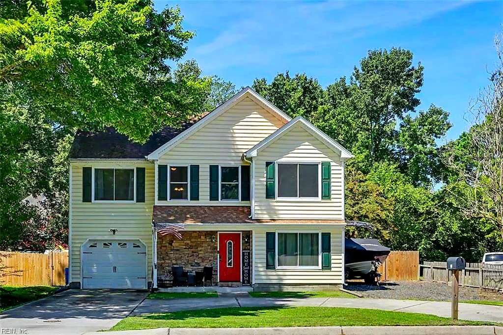514 Waters RD, CHESAPEAKE VA 23322 - Photo 4