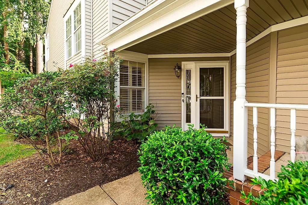 122 Spoon CT, YORKTOWN VA 23693 - Photo 5