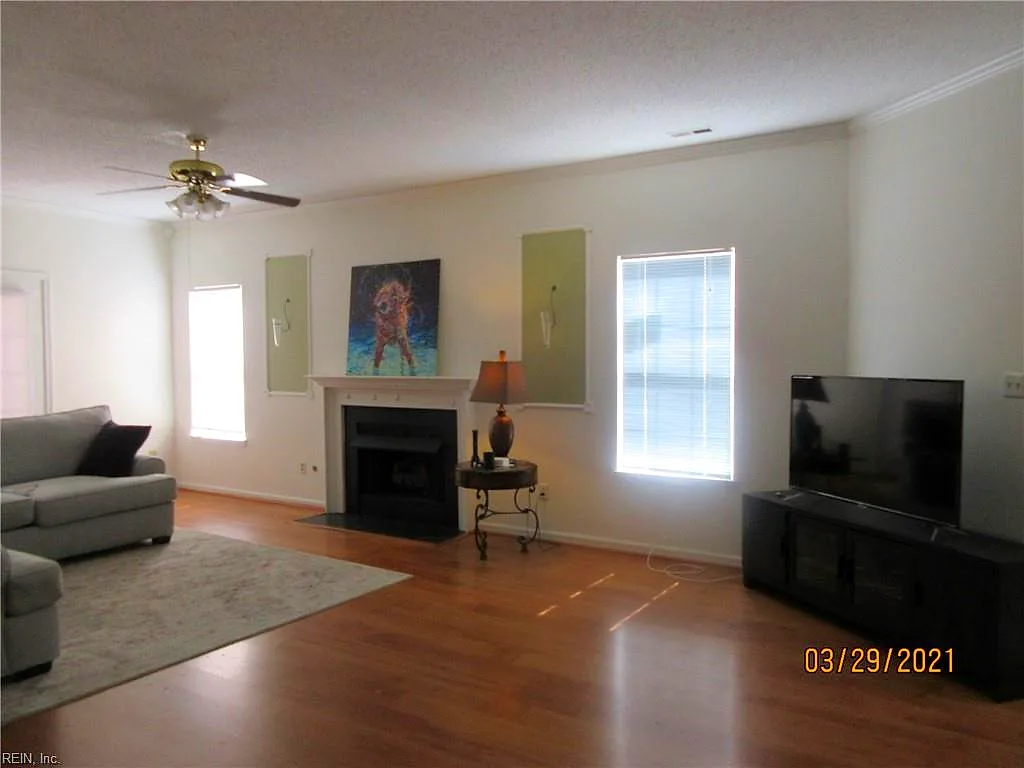 930 Prestige CT, NEWPORT NEWS VA 23602 - Photo 3