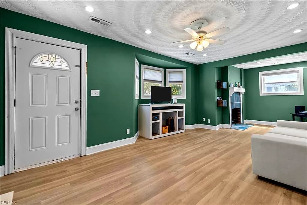 159 Burrage RD, NORFOLK VA 23503 - Photo 5