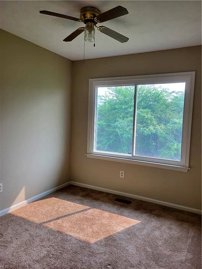 1629 Wilson RD, SMITHFIELD VA 23430 - Photo 4