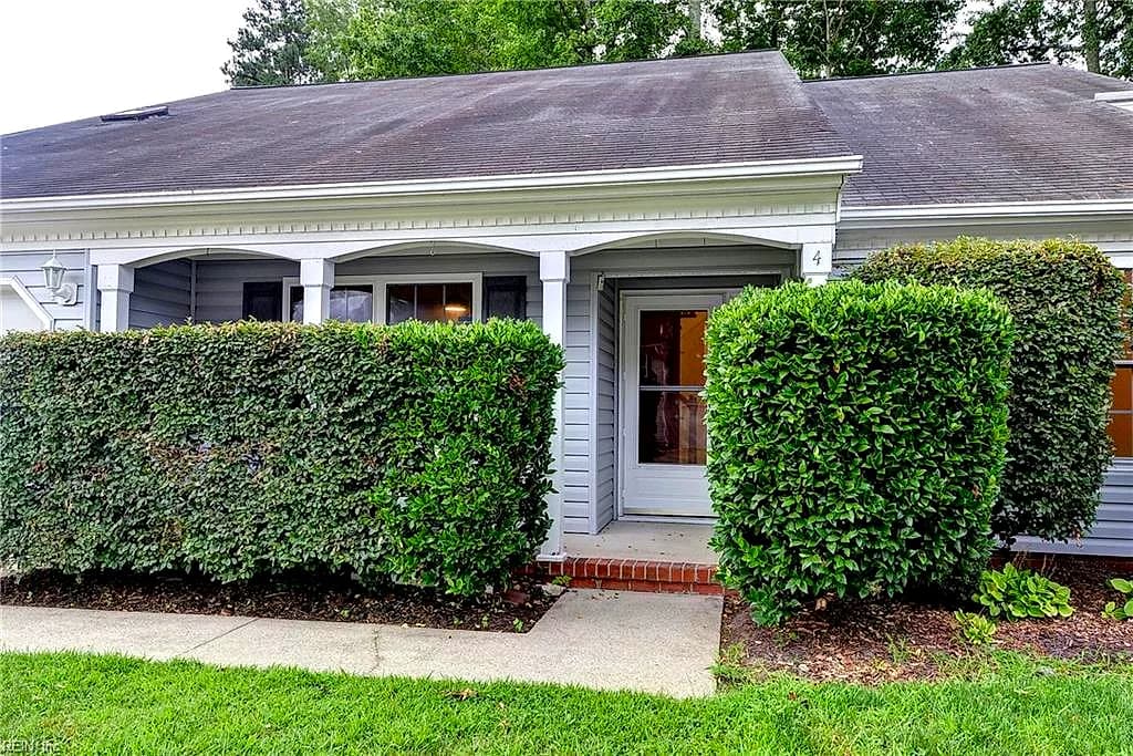 4 E Big Sky DR, HAMPTON VA 23666 - Photo 4