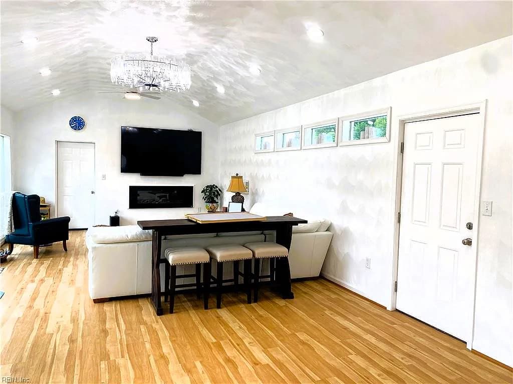4416 Reynolds DR, VIRGINIA BEACH VA 23455 - Photo 5