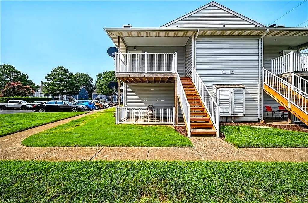411 Resort CT, VIRGINIA BEACH VA 23462 - Photo 2
