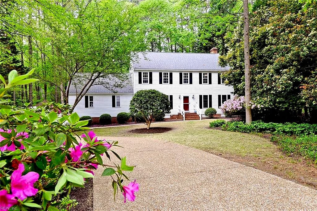 109 Daingerfield RD, WILLIAMSBURG VA 23185 - Main photo