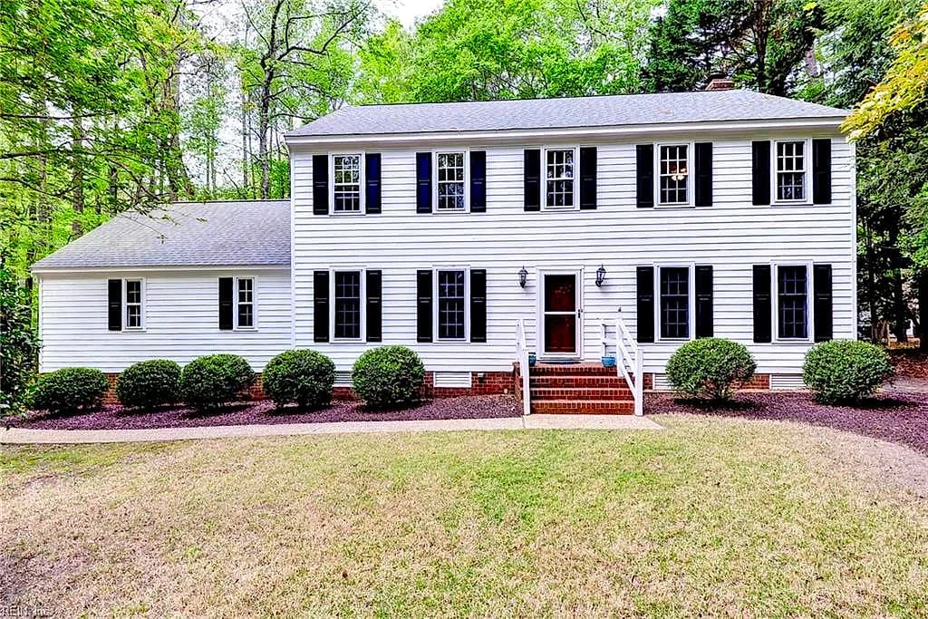 109 Daingerfield RD, WILLIAMSBURG VA 23185 - Photo 3
