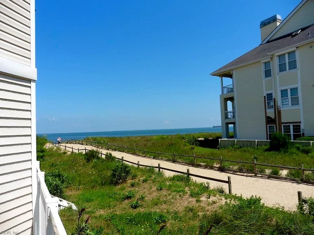 2368 Bays Edge AVE, VIRGINIA BEACH VA 23451 - Photo 4