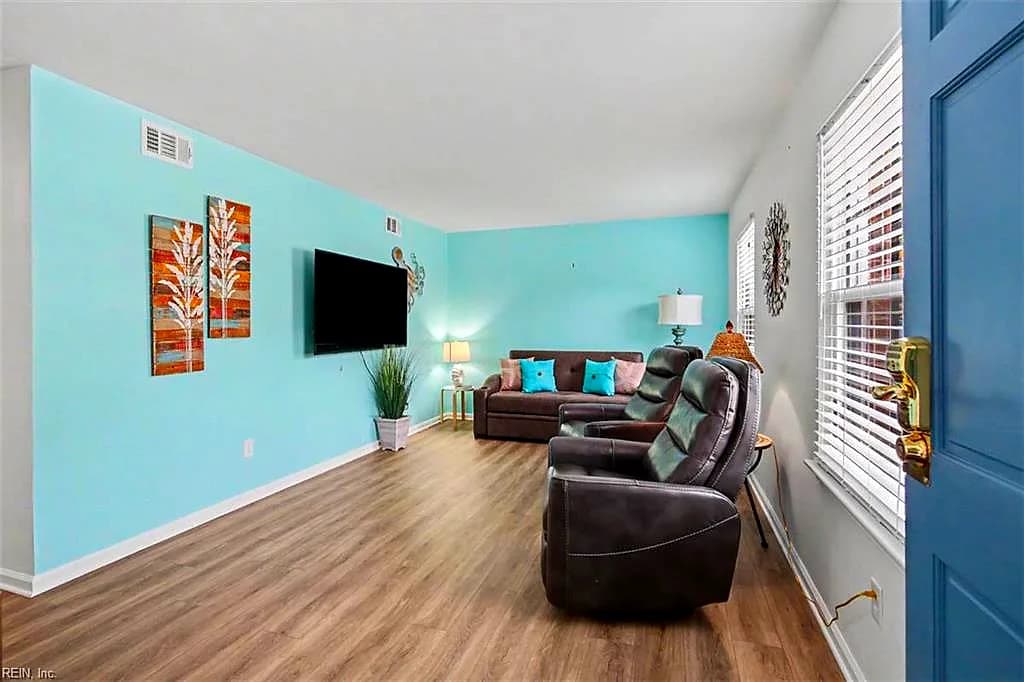 1021 Barclay SQ, VIRGINIA BEACH VA 23451 - Photo 4