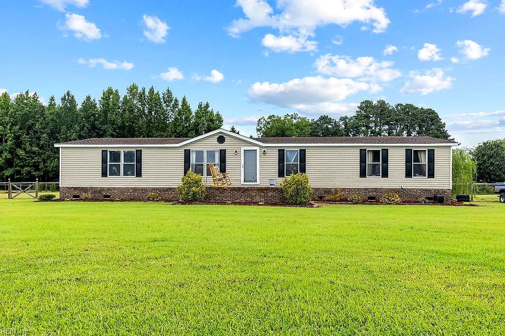9 Muddy Cross RD, Hobbsville — 3 bed Residential, 1,944 sqft
