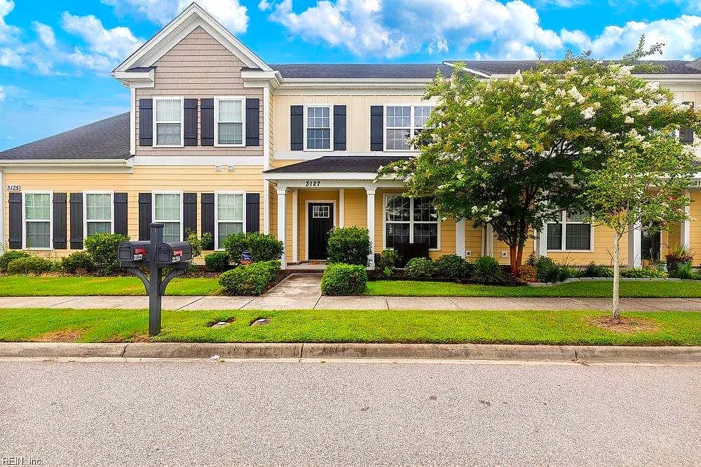 3127 Patrick Henry DR, CHESAPEAKE VA 23323 - Photo 3