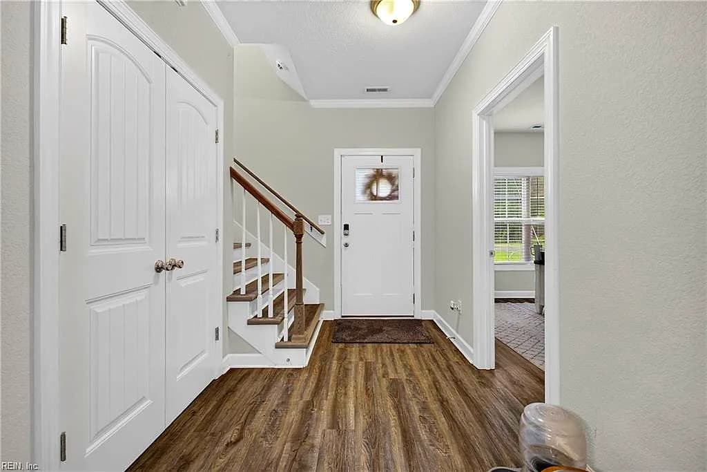 1108 Shell RD, CHESAPEAKE VA 23323 - Photo 4