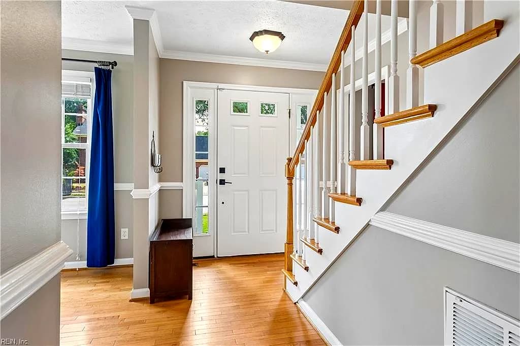 16 Diamond Hill RD, HAMPTON VA 23666 - Photo 5