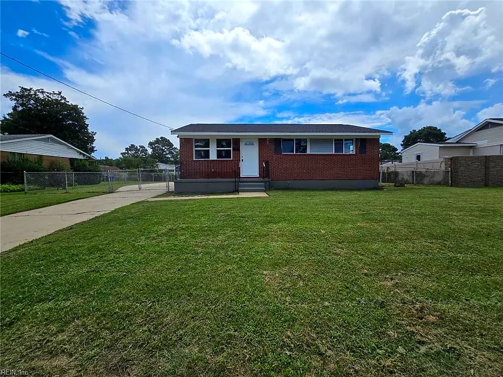 919 Warfield DR, PORTSMOUTH VA 23701 - Photo 5