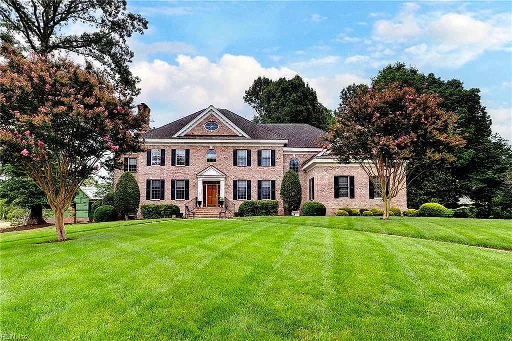 208 Holly Hills Dr DR, WILLIAMSBURG VA 23185 - Photo 2