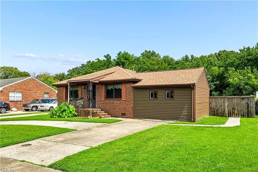 805 Portland ST, CHESAPEAKE VA 23324 - Photo 5